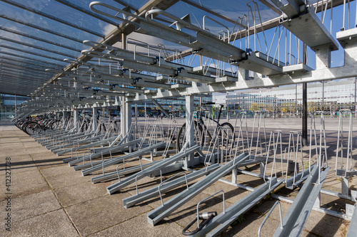 Two-tier secure bicycle parking in a city centre