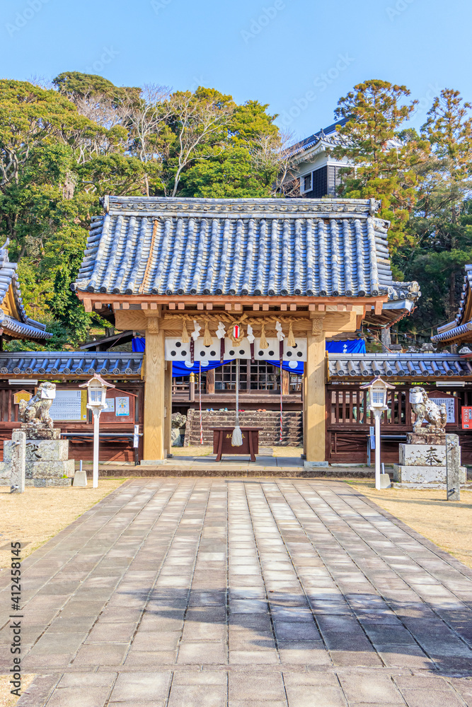 Naklejka premium 亀岡神社 長崎県平戸市 Kameoka Shrine Nagasaki-ken Hirado city 