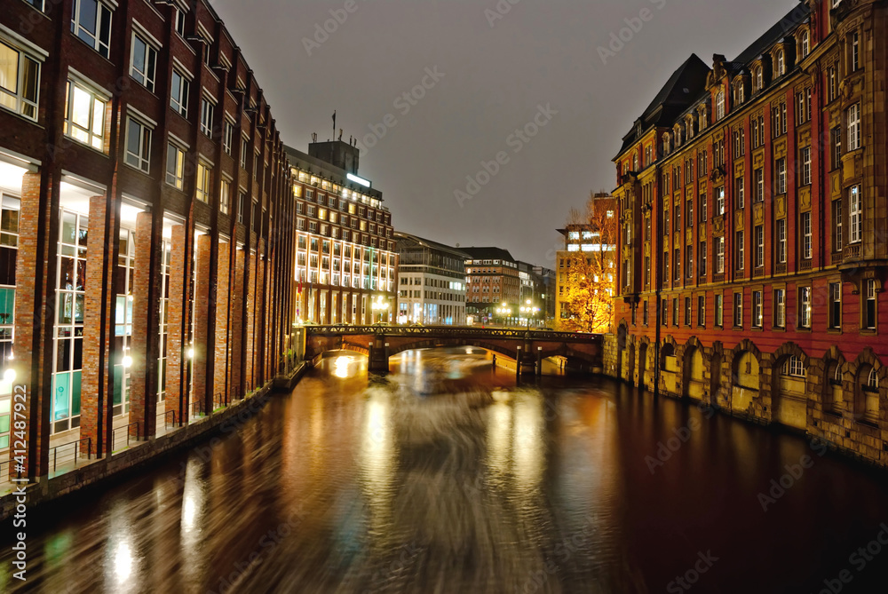 Naklejka premium beautiful cityscape