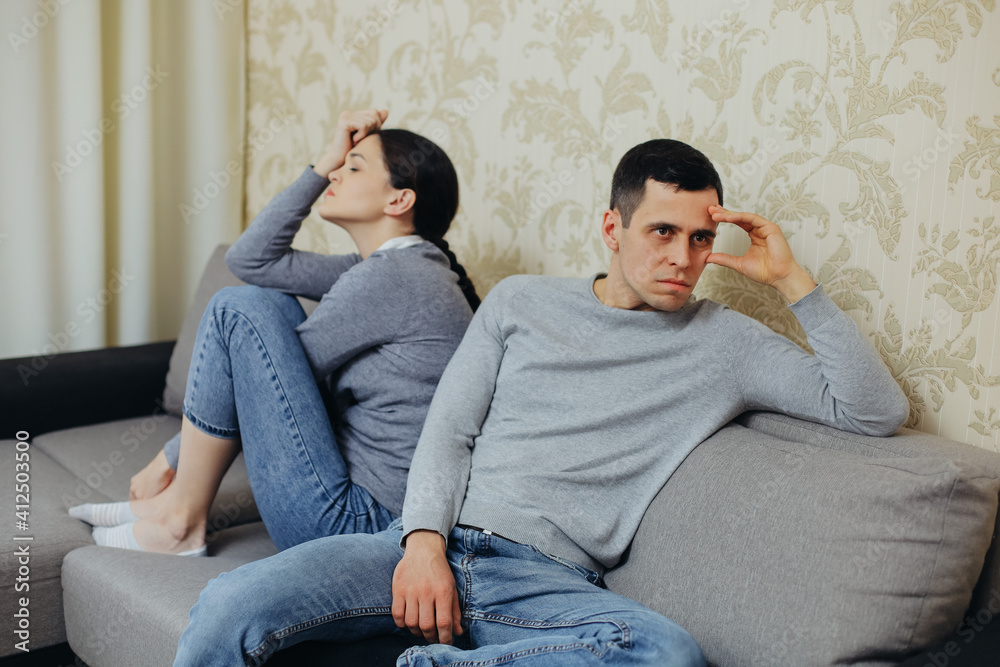 The husband and wife do not speak after the fight. Offended married couple The husband and wife do not speak after the fight. Offended married couple