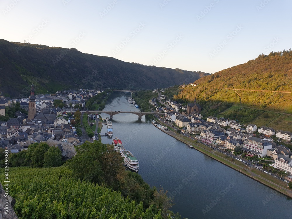Fototapeta premium view of the river Cochem