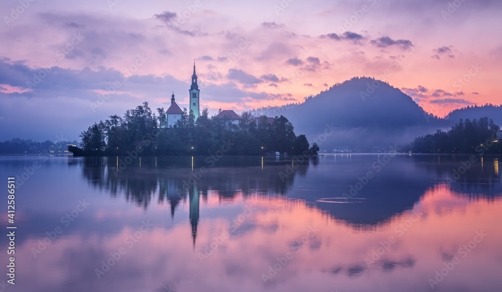 Naklejka premium Bled Lake, island with Pilgrimage Church, Slovenia.