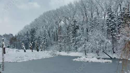 Frozen lake, Winter, snow famous scenic area