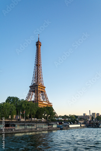 The Eiffel Tower in Paris © Michael Mulkens