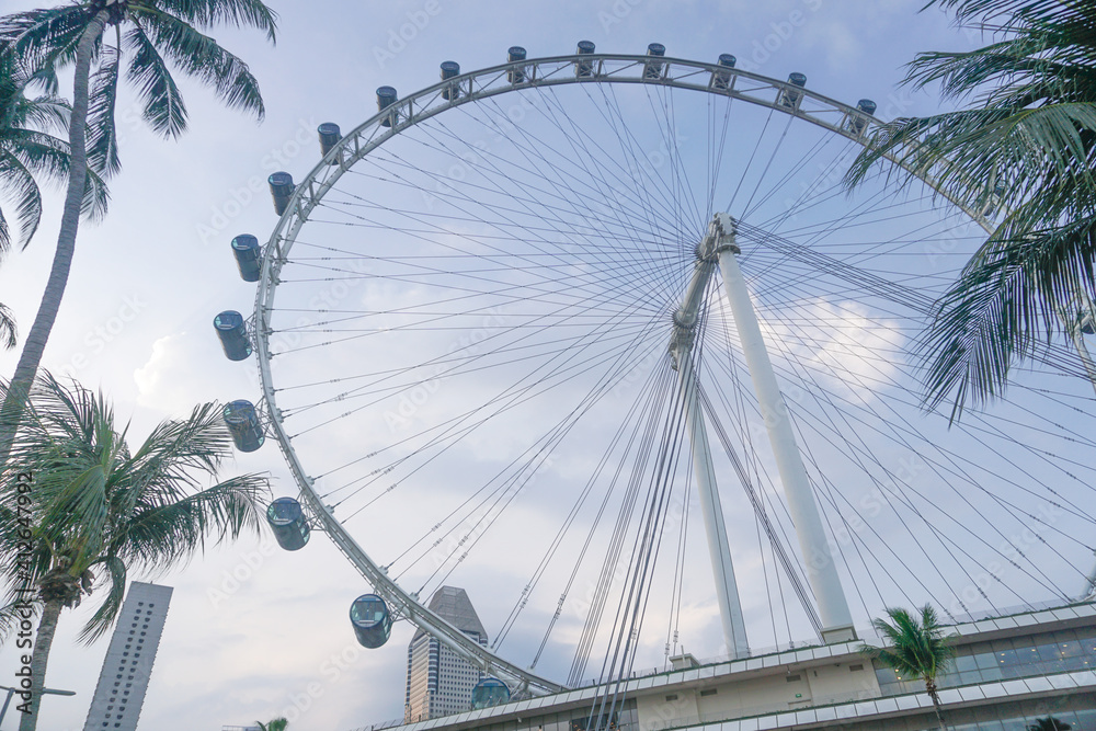 Fototapeta premium Singapore Flyer Ferris Wheel Stock Photo Stock Images Stock Pictures