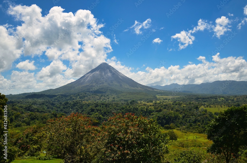 Volcano Arenal next to the rainforest, Costa Rica Pacific, Nationalpark, great Landscape Panorama, Nice view, top shot