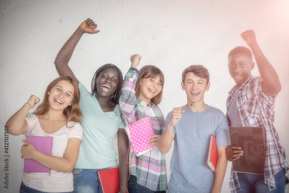 Obraz premium Teenager classroom happy at school