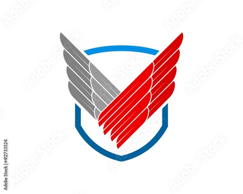 Simple shield with double wings inside