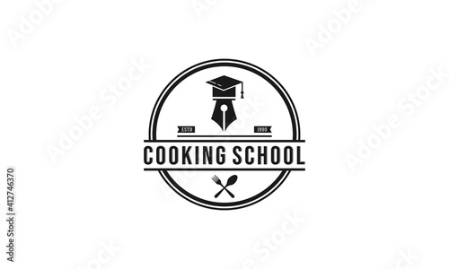 logo for school that teaches how to make and serve food like a professional chef