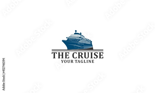 logo of a large sailing ship on a white background © wesome23