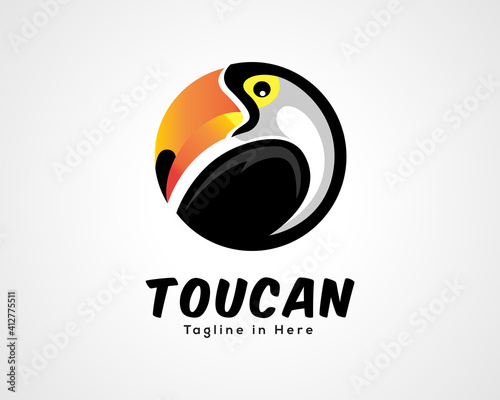 simple style toucan bird forming circle icon logo symbol design illustration inspiration