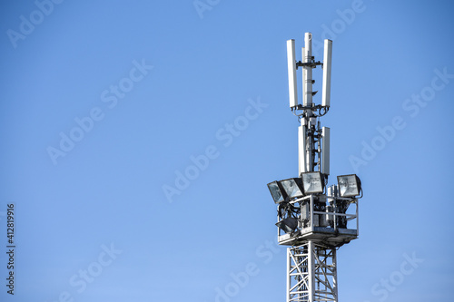 antenne GSM mobile telephonie 4G 5G connection connectivité telephone photo