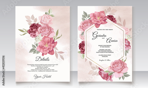  Elegant wedding invitation card with beautiful floral and leaves template Premium Vector
