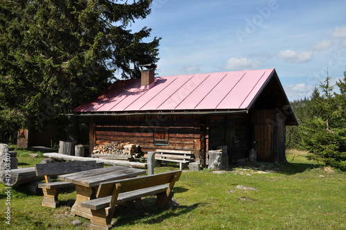 Verlorener Schachten mit Hütte und Rastplatz bei Frauenau