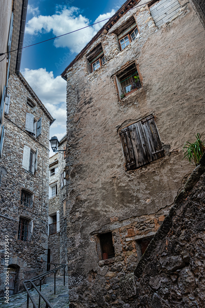 Old stone houses and narrow cobblestoned streets in the historic village of Entrevaux, France 23.08.2018