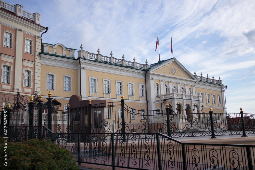 Obraz premium The territory of the ancient Kremlin. Kazan. Russia