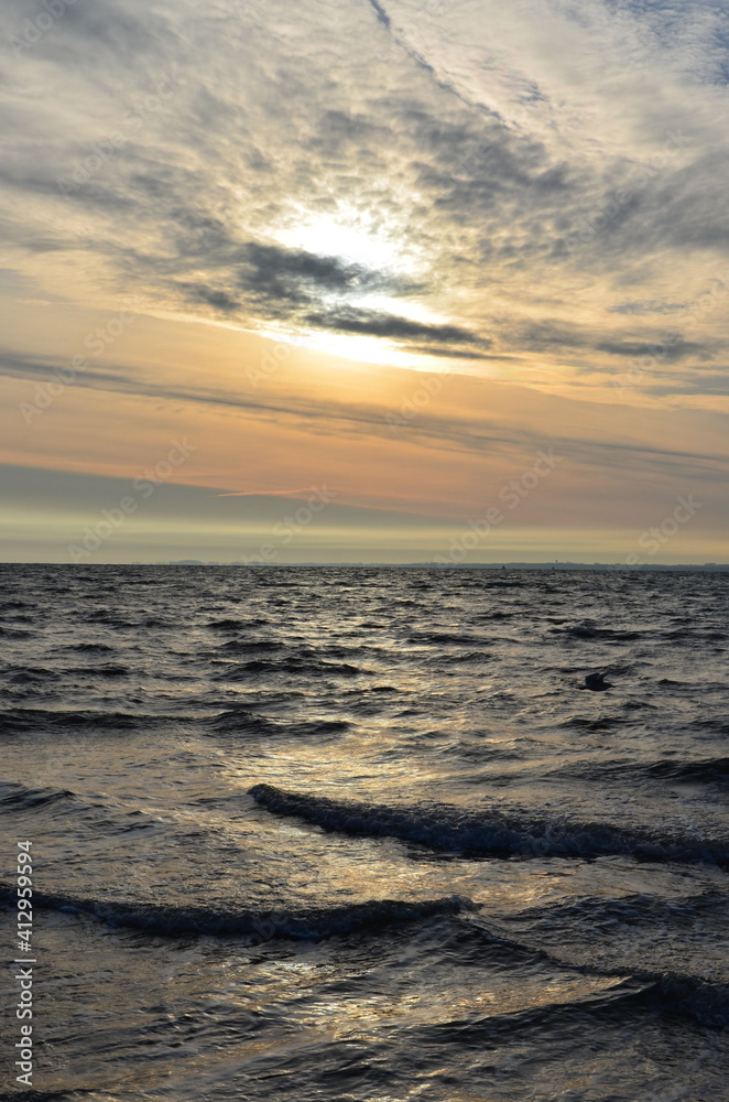 Sonnenaufgang über der Ostsee in Grömitz - Lübecker Bucht Sonnenaufgang über der Ostsee in Grömitz - Lübecker Bucht