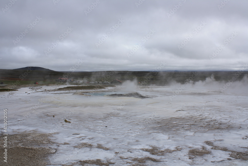 Hveravellir, Islandia. Aguas termales ubicadas en la ruta 35. Hveravellir, Islandia. Aguas termales ubicadas en la ruta 35.