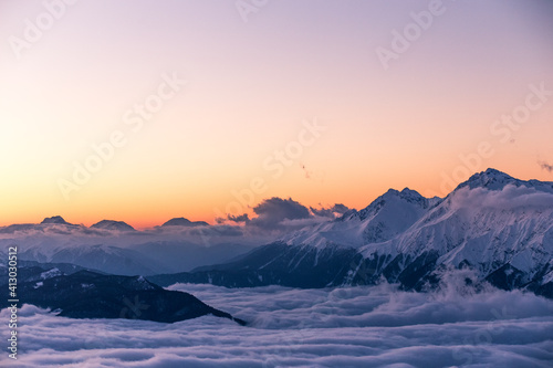 sunset in the mountains © Nikita Olenev