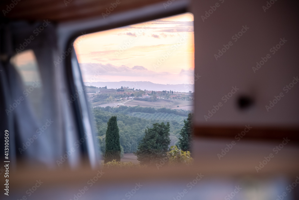 Vanlife - live in a beautiful bus in the open nature surrounded by grapevines