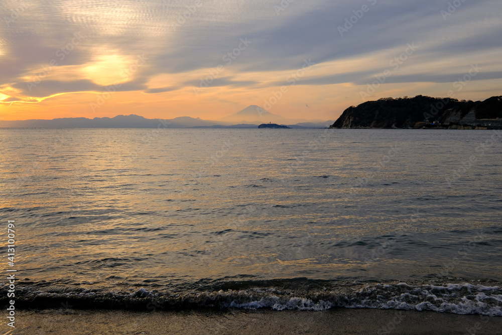 神奈川県逗子海岸の夕焼け