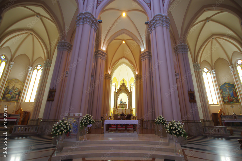 Castelpetroso - Molise - Basilica Minore dell'Addolorata Sanctuary - Some details inside the church