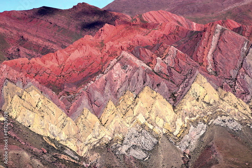 Argentina, Qebrada de Hornocal, famous for the richness of its minerals and its nuances ... A riot of color,.The mountains reach an altitude of 4,761 meters above sea level.World Heritage Site in 2003