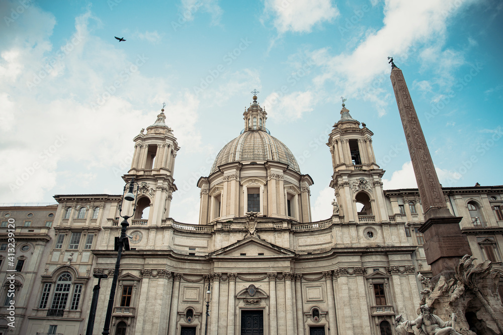 Fototapeta premium Antique building view in Rome, ITALY