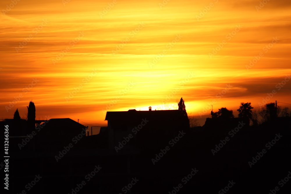 Obraz premium sunset over the city