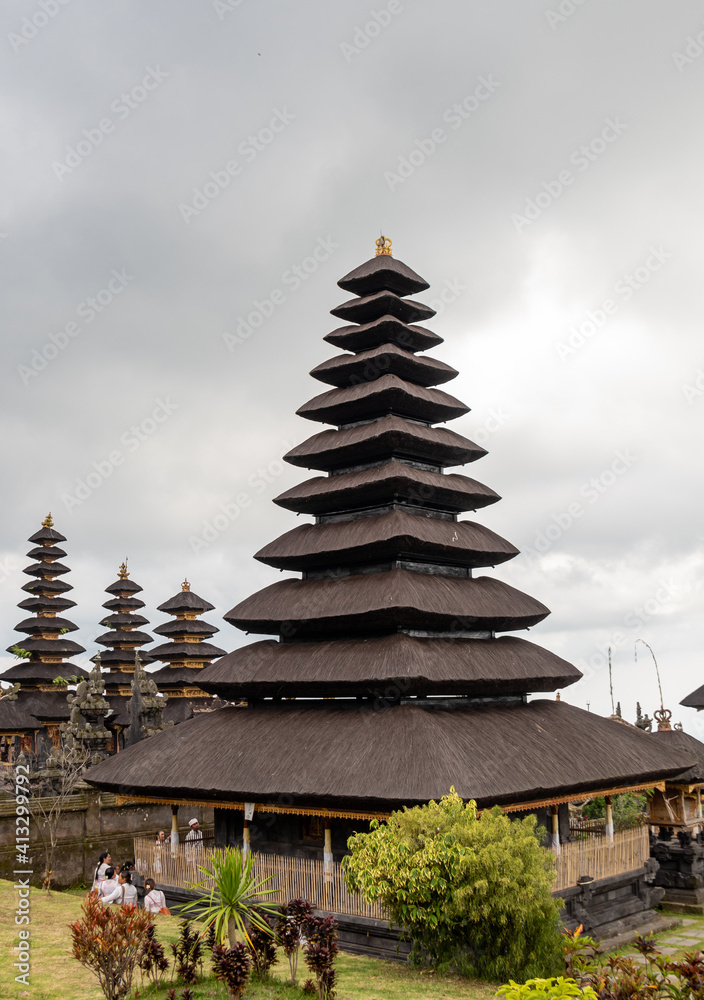 Pagodes du temple de Besakih à Bali, Indonésie Pagodes du temple de Besakih à Bali, Indonésie
