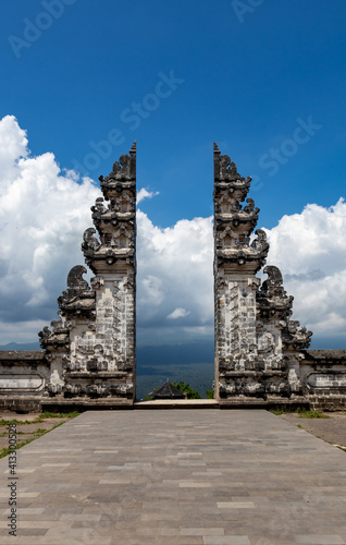 Porte du temple de Lempuyang à Bali, Indonésie