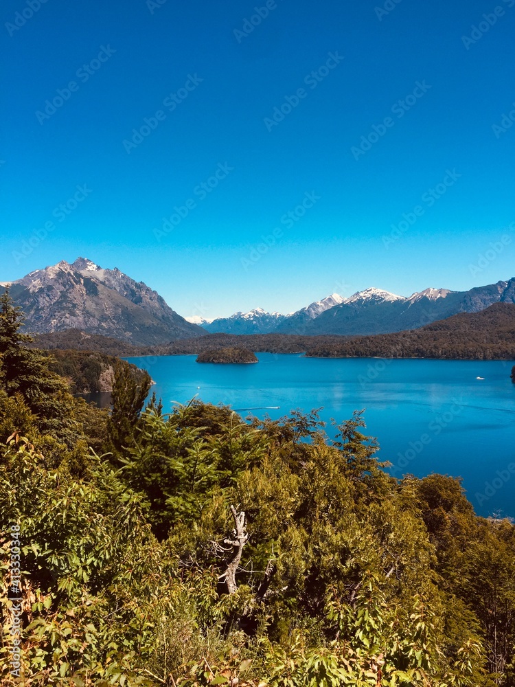 Fototapeta premium lake in the mountains