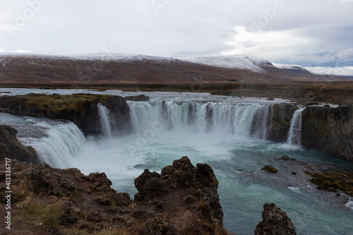 cascada en islandia