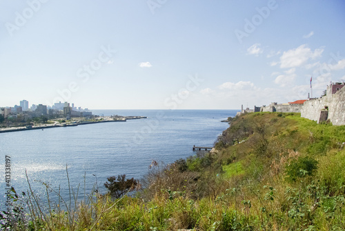 La Baie de La Havane depuis le fort el Morro, La Havane, Cuba