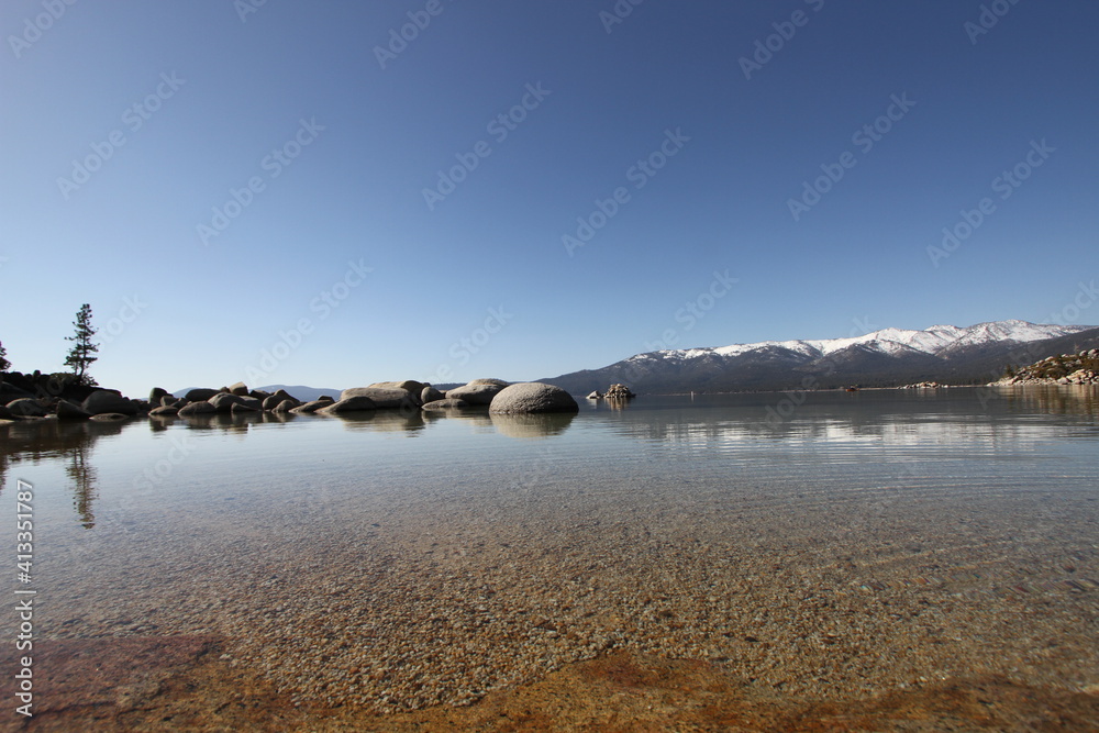 Fototapeta premium Spring at Lake Tahoe 