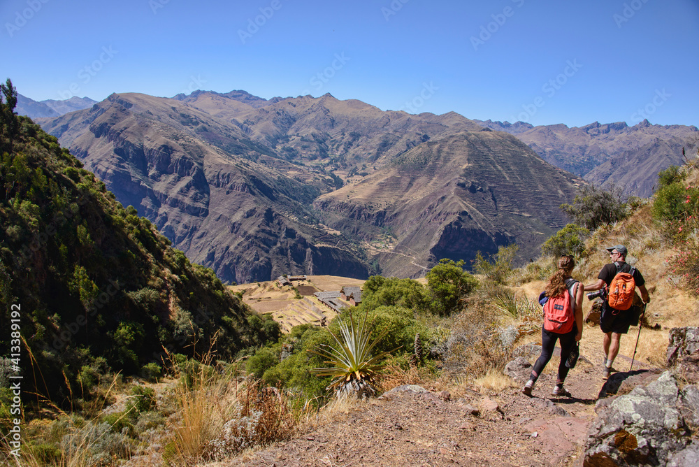 Trekking into the remote Inca ruins of Huchuy Qosqo (