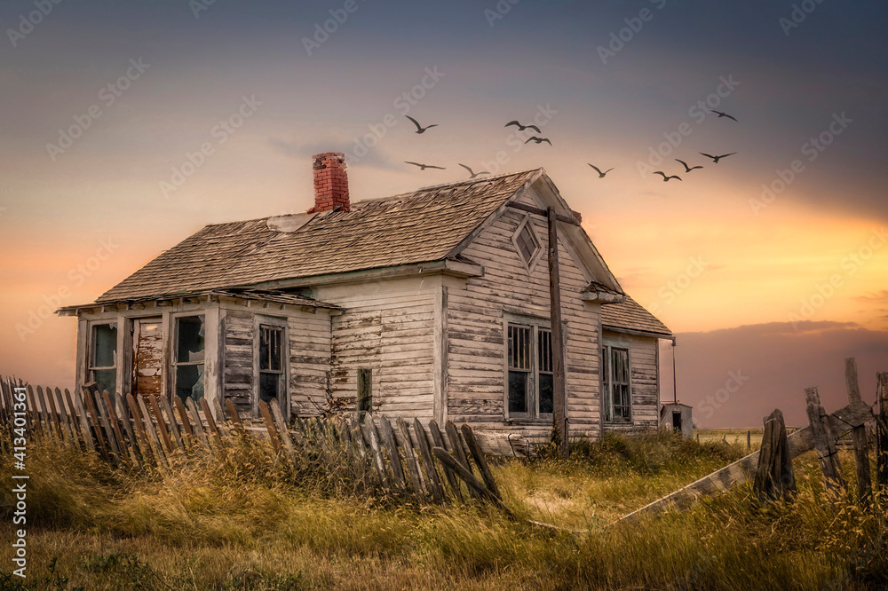 old farm house in disrepair with a broken fence in the fall - obrazy, fototapety, plakaty 