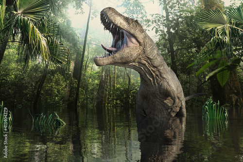 ジャングルの奥地で牙の鋭い大きなティラノサウルスが口を開け唾液を滴らせながら咆哮している © iARTS_stock