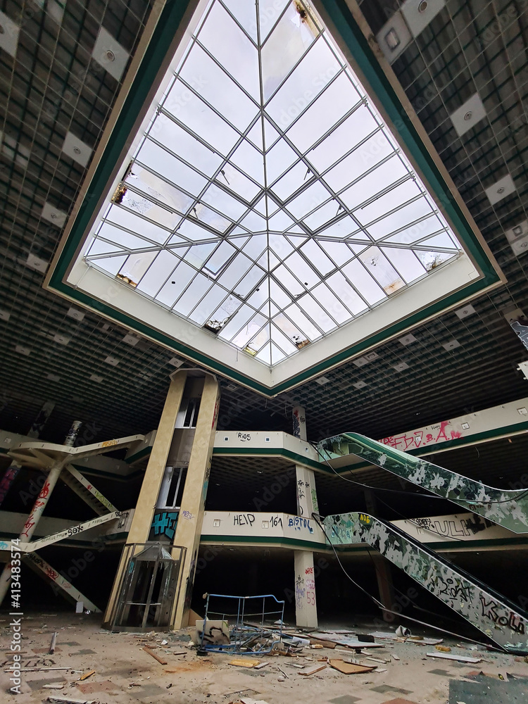 Fototapeta premium great views of an old abandoned and forgotten furniture store