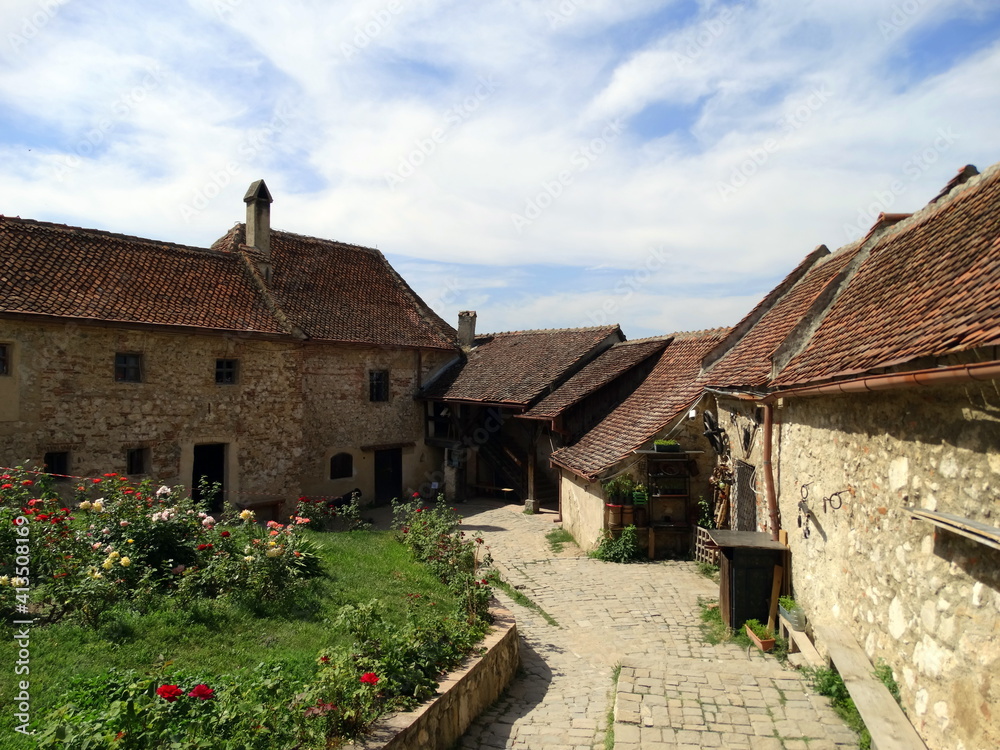 stary zamek nad Miastem Rasnov, Rumunia, Transylwania w Siedmiogrodzie stary zamek nad Miastem Rasnov, Rumunia, Transylwania w Siedmiogrodzie