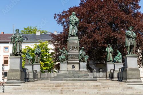 Martin Luther Denkmal zur Erinnerung an Luthers Rede auf dem Reichstag zu Worms 1521, Worms, Rheinland-Pfalz, Deutschland