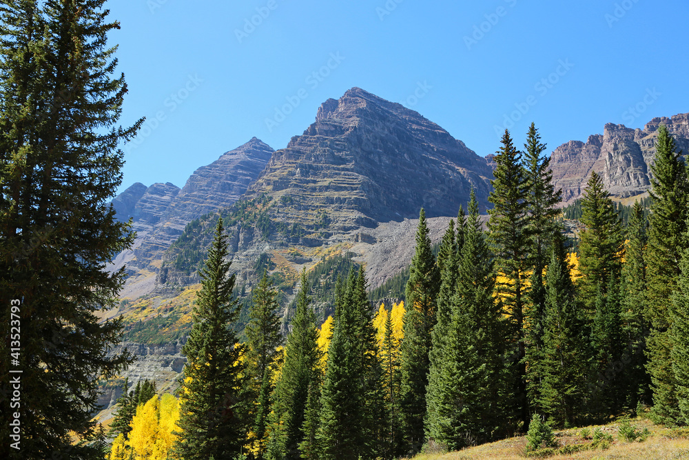 Maroon Bells - Rocky Mountains, Colorado Maroon Bells - Rocky Mountains, Colorado
