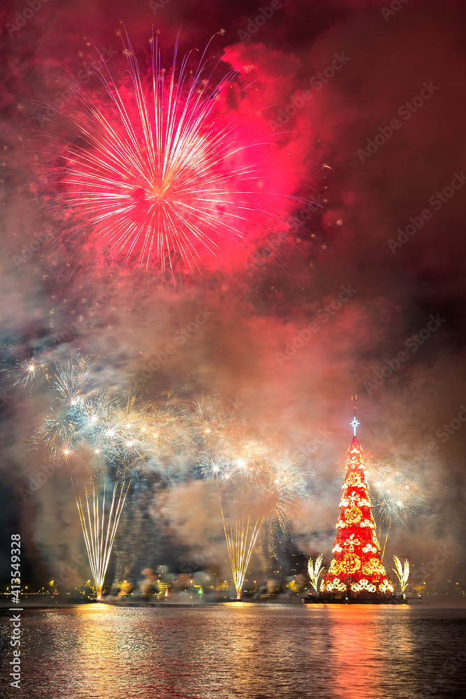 Naklejka premium Celebrating Christmas.