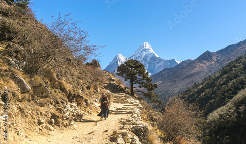 Obraz na płótnie Tengboche, Nepal - October 2018: Ama Dablam on the trail to Everest Base Camp, l