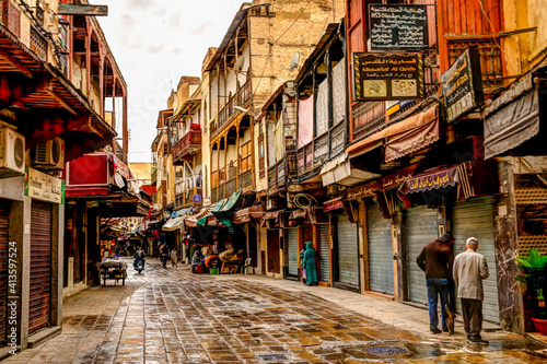 Foto Colourful scenery and city scapes in the old town of Fez Morocco