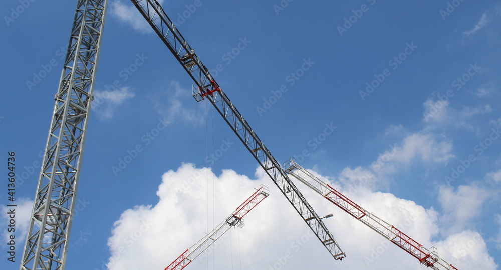 Lavori in corso nel cantiere in primavera - business Lavori in corso nel cantiere in primavera - business