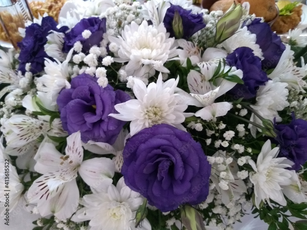 bouquet of blue and white flowers