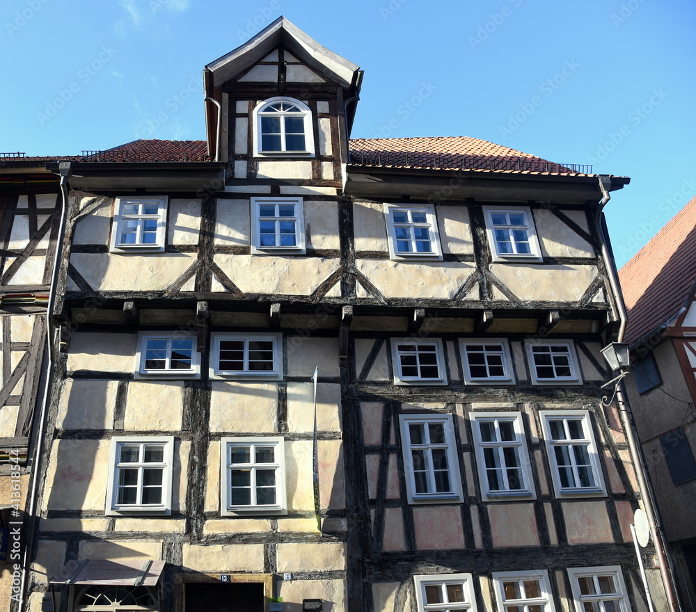 Fachwerkfassade des Schmiedhofs - eines der ältesten Fachwerkhäuser Schmalkaldens