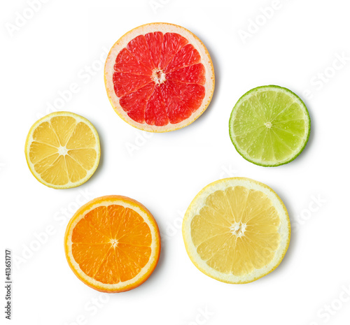 slices of citrus fruit