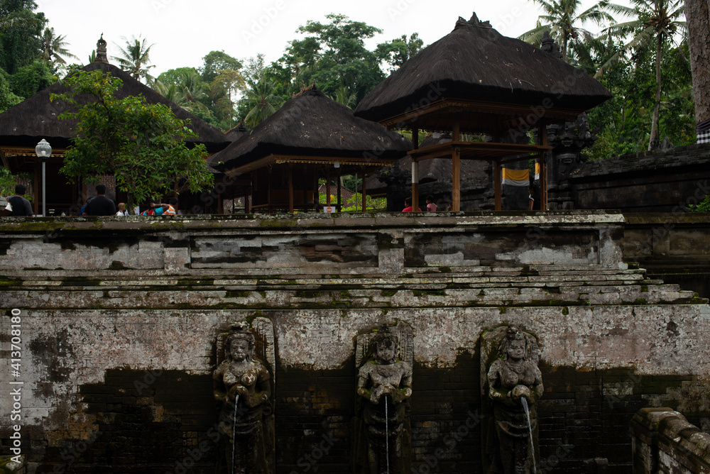 Fototapeta premium secret place in the temple